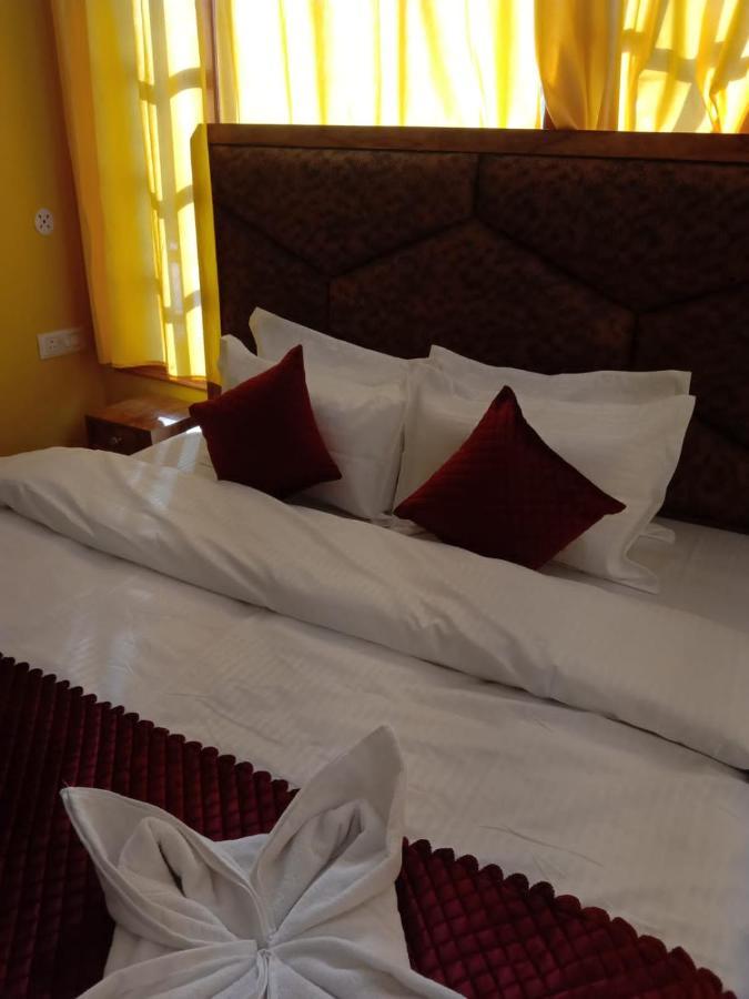 Floret Sojourn Hotel Shimla Eksteriør billede